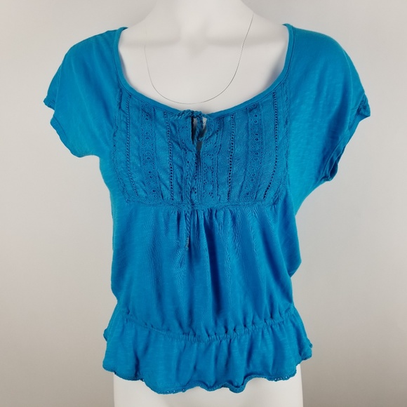 aeropostale Short Sleeve Top With Lace Detail - Picture 1 of 7